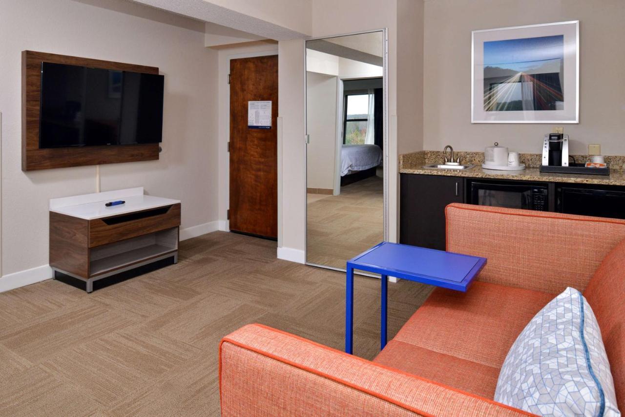 Hampton Inn Henderson Exterior foto