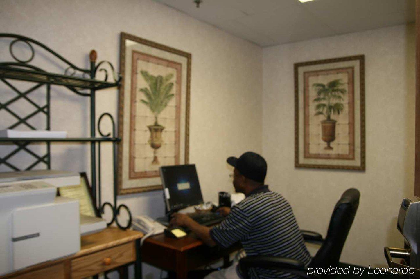 Hampton Inn Henderson Instalações foto